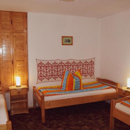 Casa De Vacanta Harsfa Vendeghaz Ріметя Екстер'єр фото